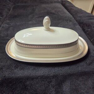 MIKASA PALATIAL PLATINUM    BUTTER DISH WITH LID